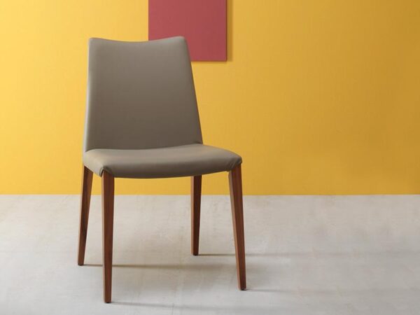 Flora chair