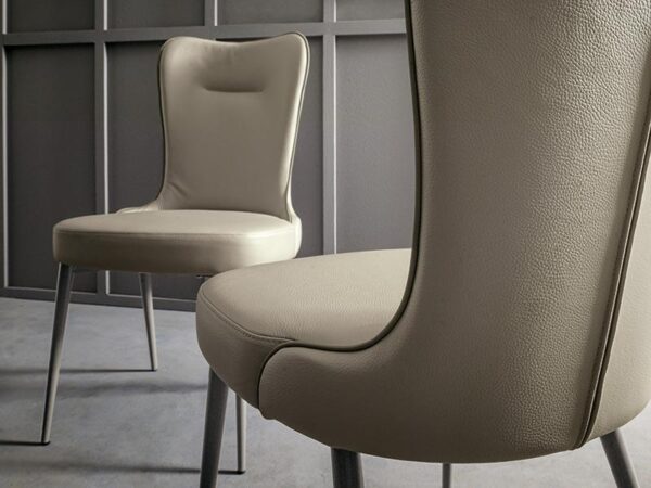 Minnie chair